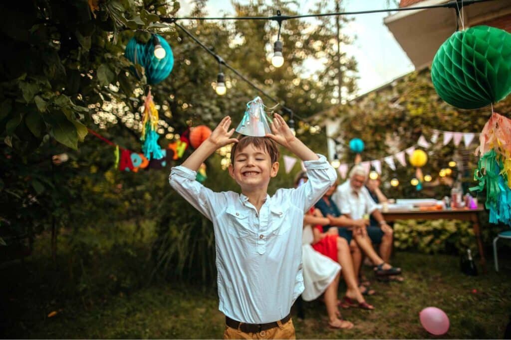 musique personnalisée anniversaire enfant fête famille cadeau